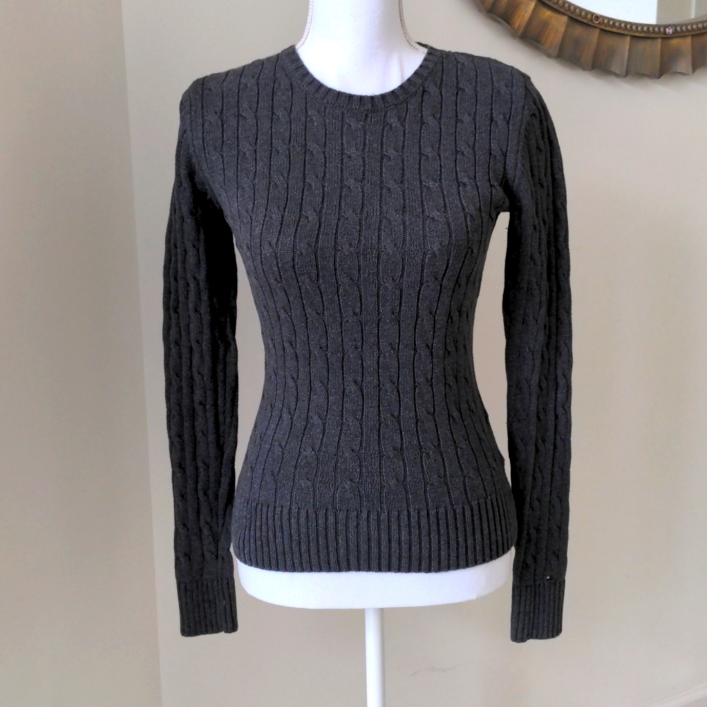 Extra small grey Tommy Hilfiger cable knit sweater